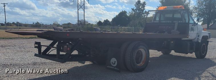 image for item EQ2414 1991 GMC Topkick rollback truck