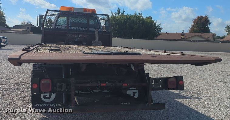 image for item EQ2414 1991 GMC Topkick rollback truck