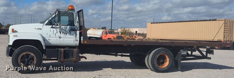 image for item EQ2414 1991 GMC Topkick rollback truck