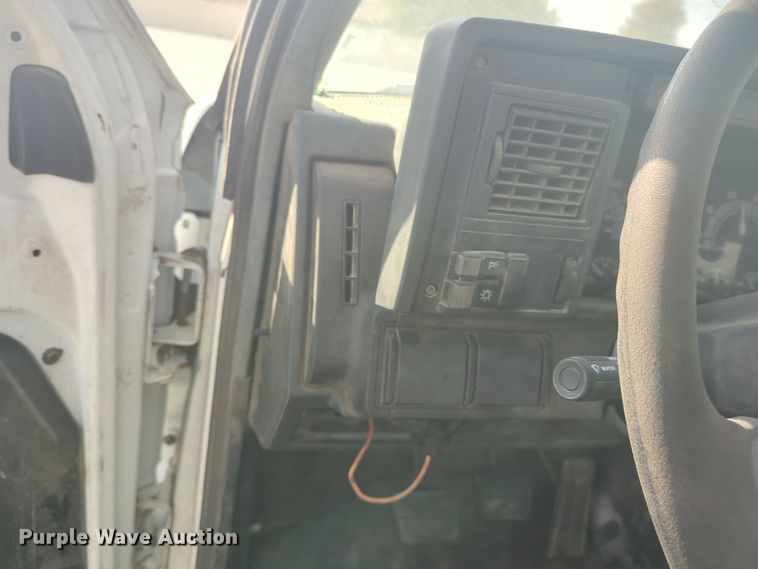 image for item EQ2414 1991 GMC Topkick rollback truck