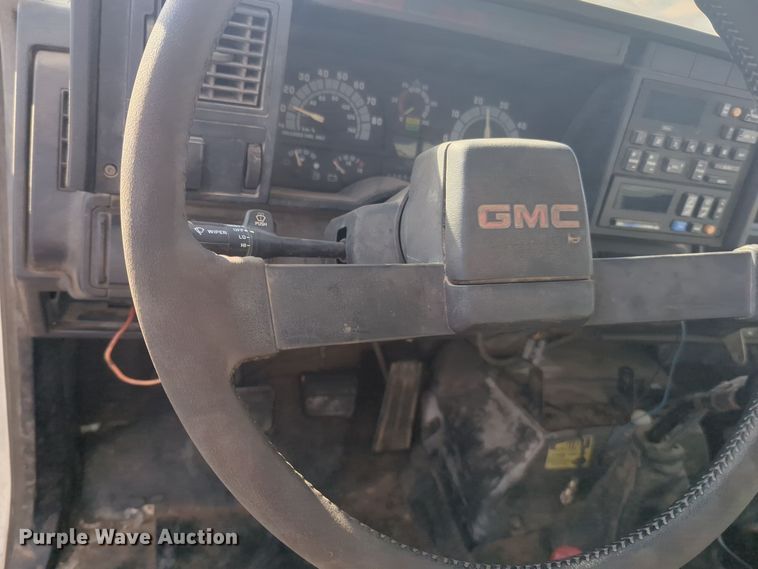 image for item EQ2414 1991 GMC Topkick rollback truck