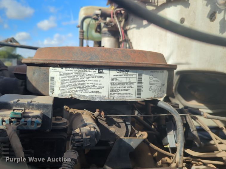 image for item EQ2414 1991 GMC Topkick rollback truck