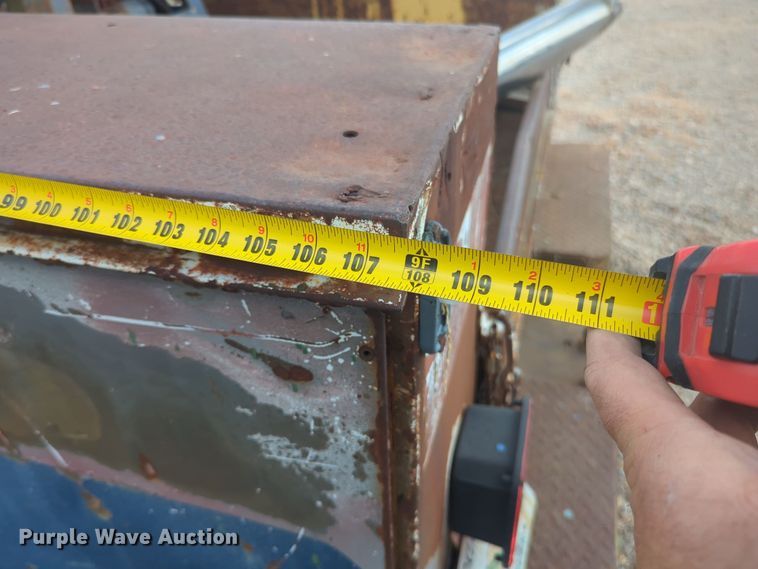 image for item EQ2424 1978 Chevrolet bucket truck