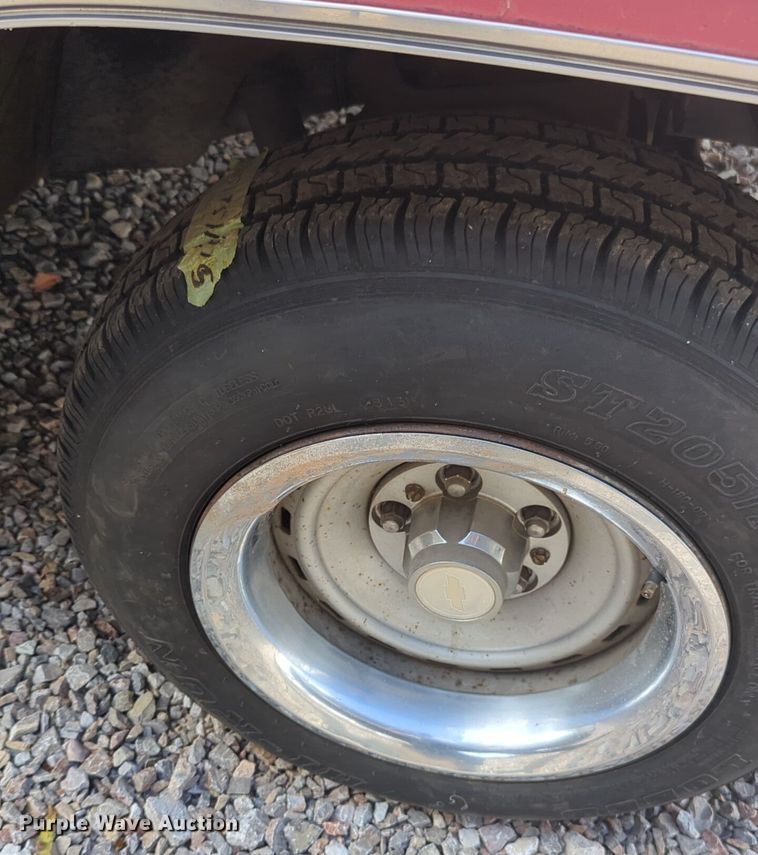 image for item EQ2425 1986 Chevrolet C10 pickup truck