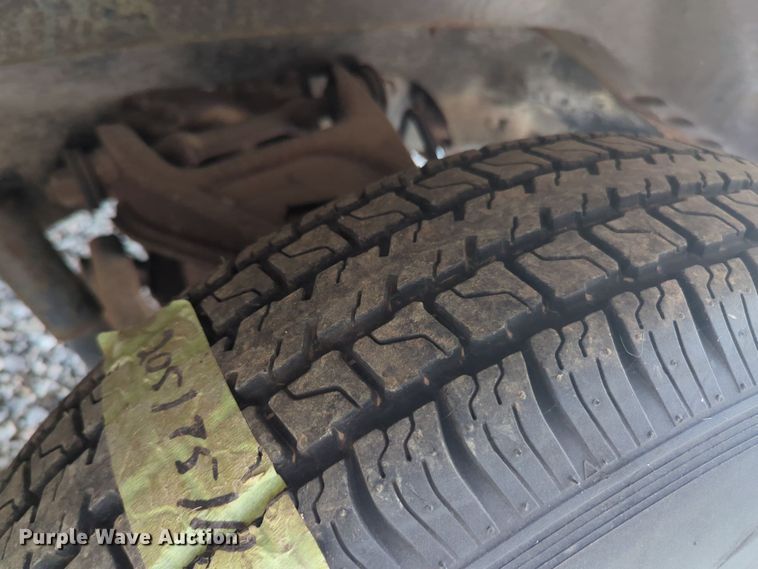 image for item EQ2425 1986 Chevrolet C10 pickup truck