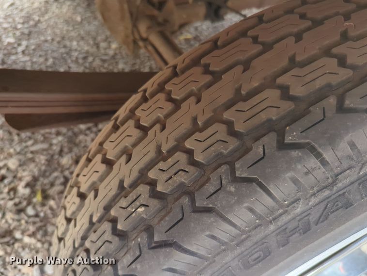 image for item EQ2425 1986 Chevrolet C10 pickup truck