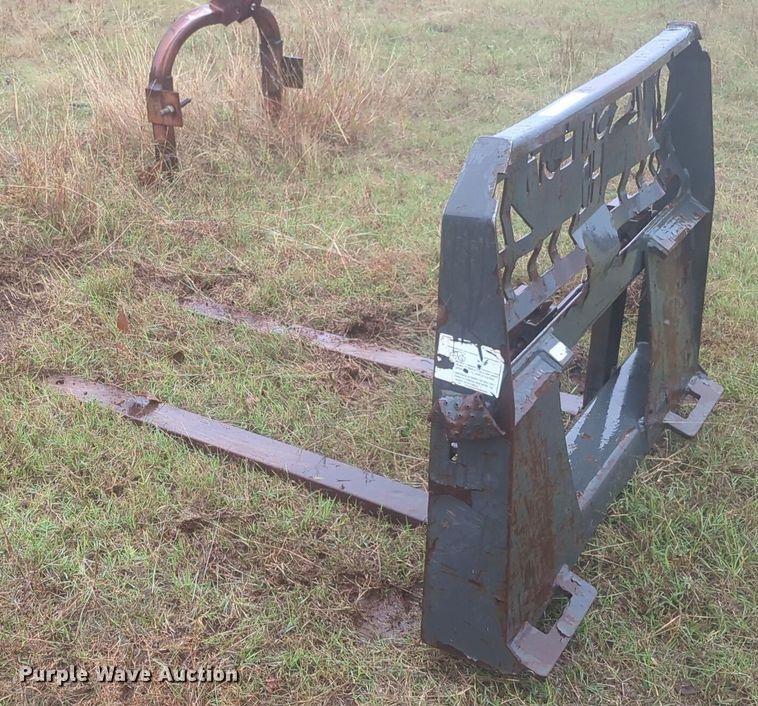 image for item EQ2449 Versatech skid steer forks