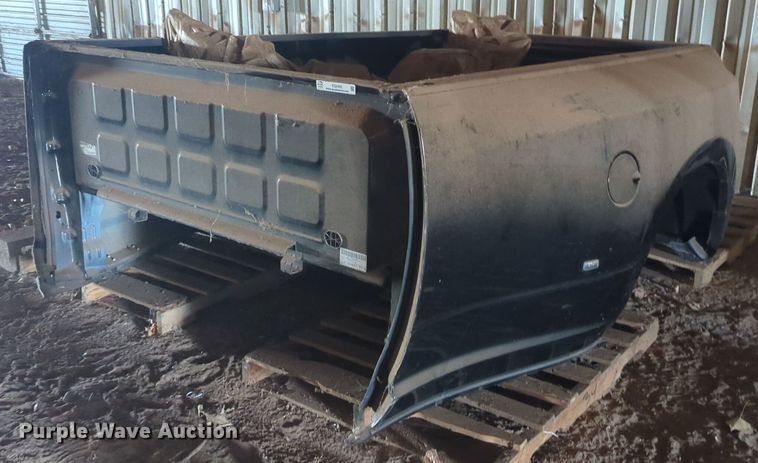 image for item EQ2493 2022 Dodge Ram 2500 pickup truck bed