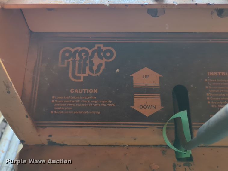 image for item EQ2494 Presto Lift pallet jack