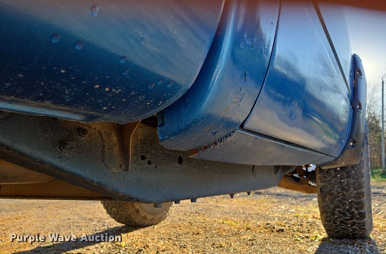 image for item EQ3572 1992 Chevrolet  K1500 pickup truck