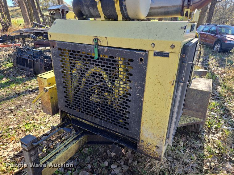 image for item EQ3575 Cone-Head  410 wood chipper