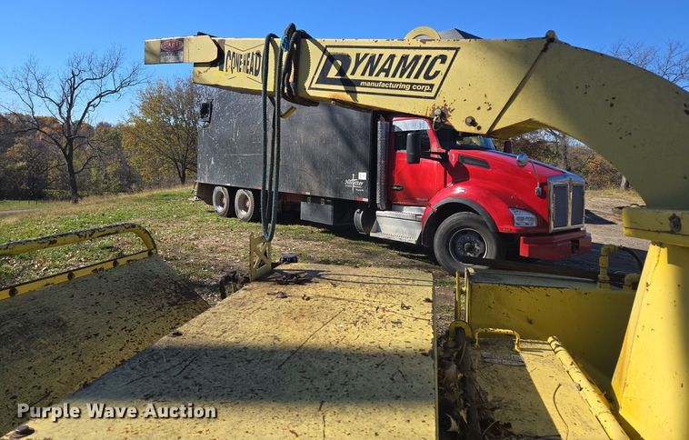 image for item EQ3575 Cone-Head  410 wood chipper