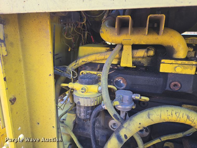 image for item EQ3575 Cone-Head  410 wood chipper