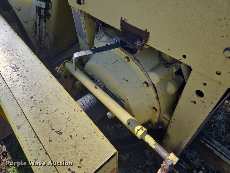 image for item EQ3575 Cone-Head  410 wood chipper