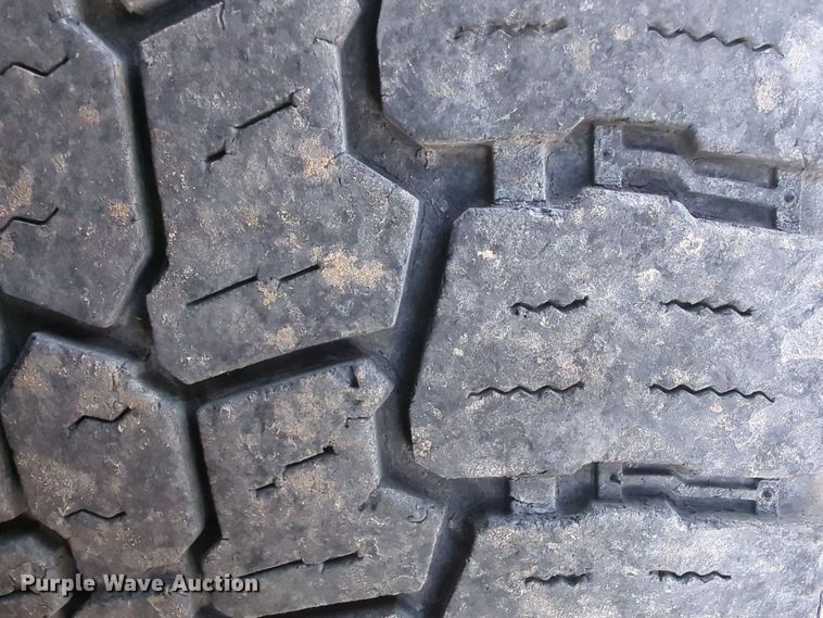 image for item ER4503 2016 Ford F350 Super Duty utility bed pickup truck