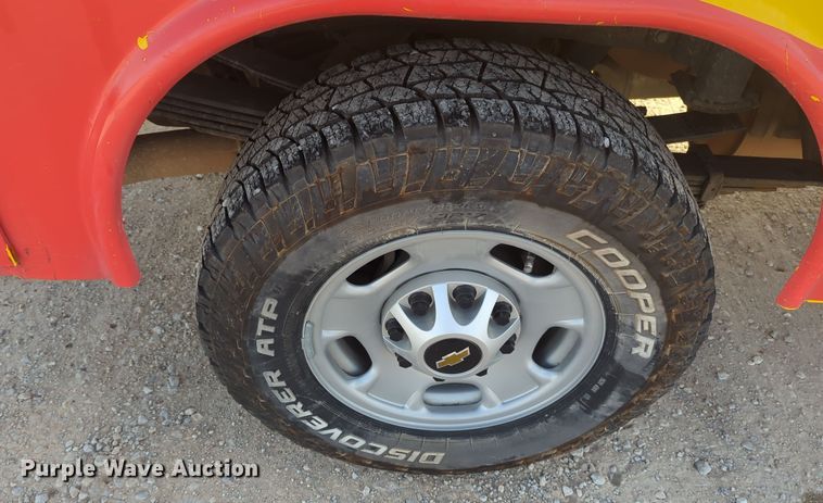 image for item ER4505 2018 Chevrolet Silverado 3500HD utility bed pickup truck