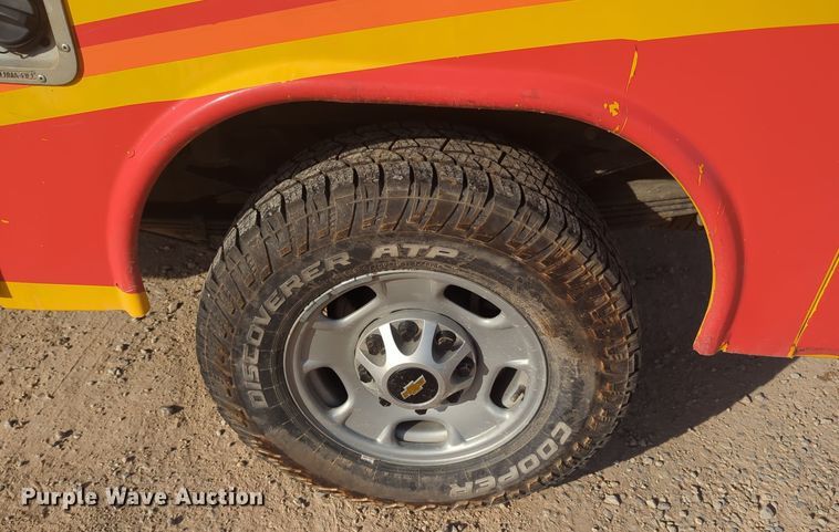 image for item ER4505 2018 Chevrolet Silverado 3500HD utility bed pickup truck