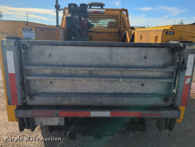 image for item ER4506 2017 Ford F350 Super Duty utility bed pickup truck