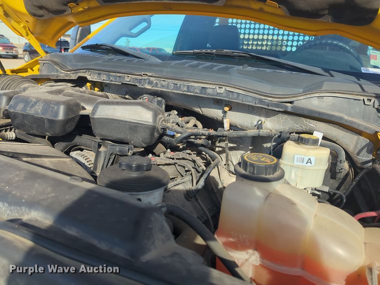 image for item ER4506 2017 Ford F350 Super Duty utility bed pickup truck