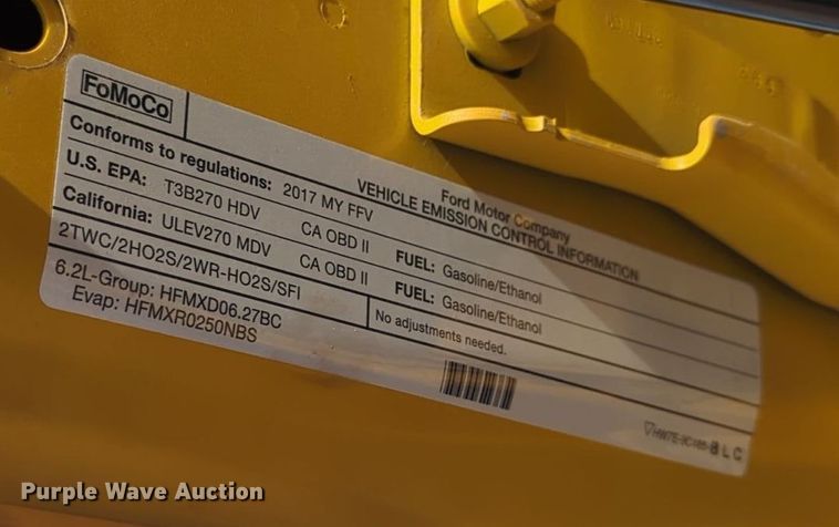 image for item ER4506 2017 Ford F350 Super Duty utility bed pickup truck