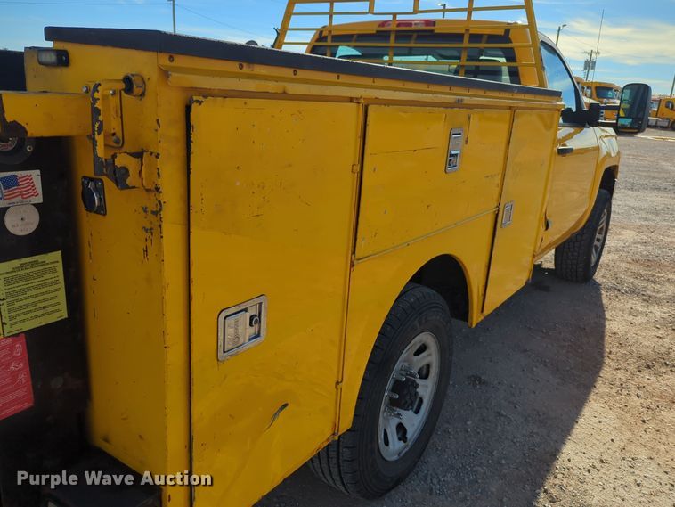 image for item ER4508 2015 Chevrolet Silverado 3500HD utility bed pickup truck