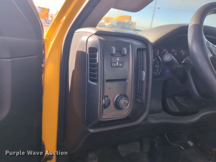 image for item ER4508 2015 Chevrolet Silverado 3500HD utility bed pickup truck