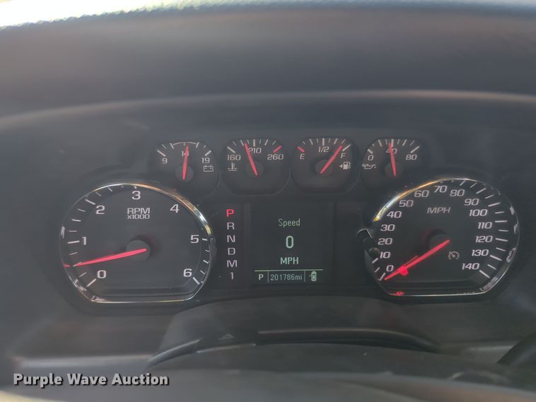 image for item ER4508 2015 Chevrolet Silverado 3500HD utility bed pickup truck