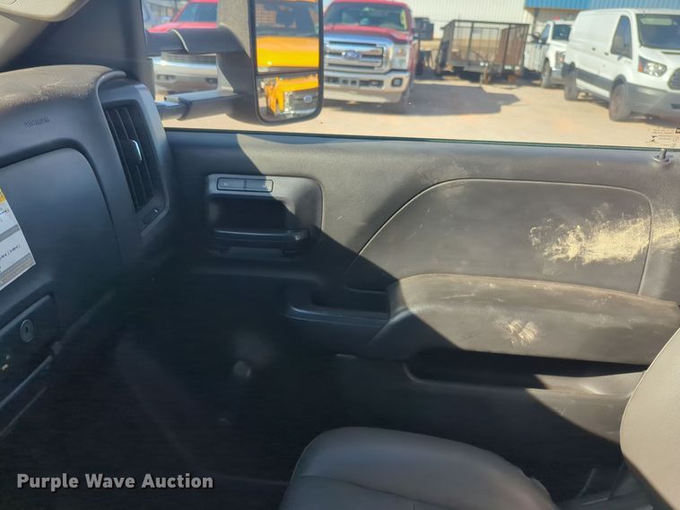 image for item ER4508 2015 Chevrolet Silverado 3500HD utility bed pickup truck