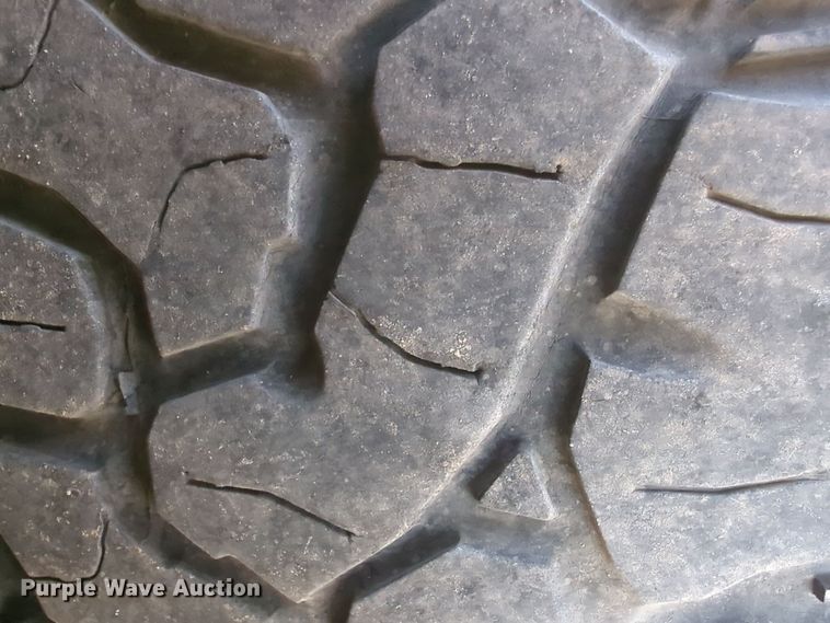 image for item ER4509 2017 Ford F350 Super Duty utility bed pickup truck