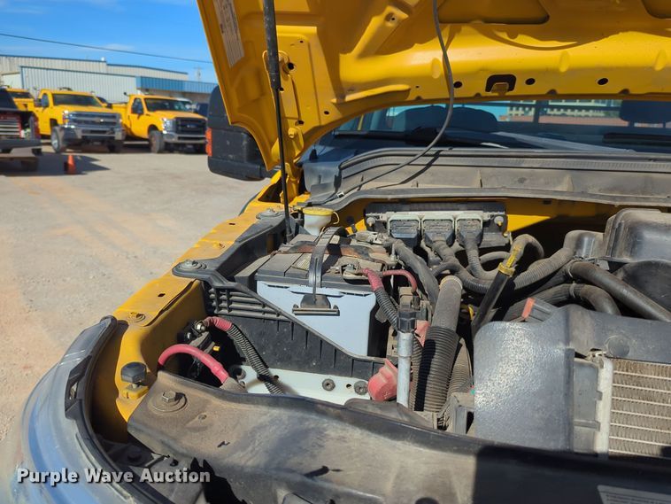 image for item ER4511 2015 Ford F350 Super Duty utility bed pickup truck