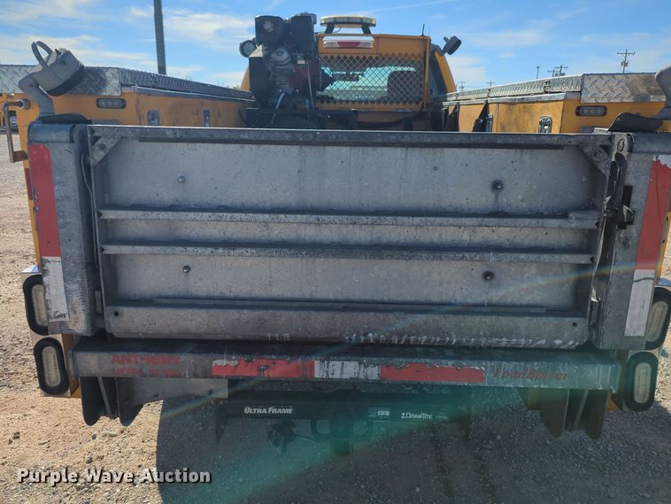 image for item ER4514 2019 Ford F350 Super Duty utility bed pickup truck