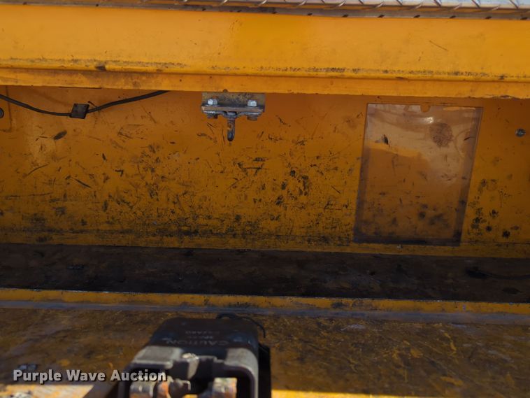 image for item ER4514 2019 Ford F350 Super Duty utility bed pickup truck