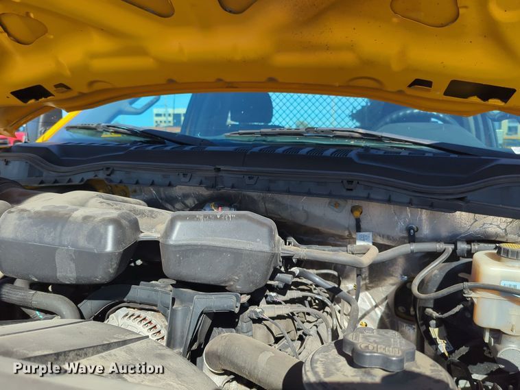 image for item ER4514 2019 Ford F350 Super Duty utility bed pickup truck