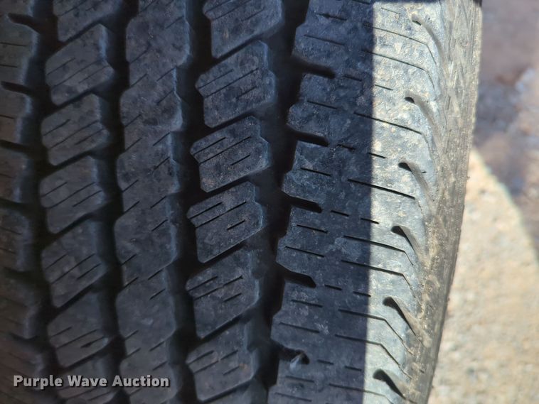 image for item ER4514 2019 Ford F350 Super Duty utility bed pickup truck