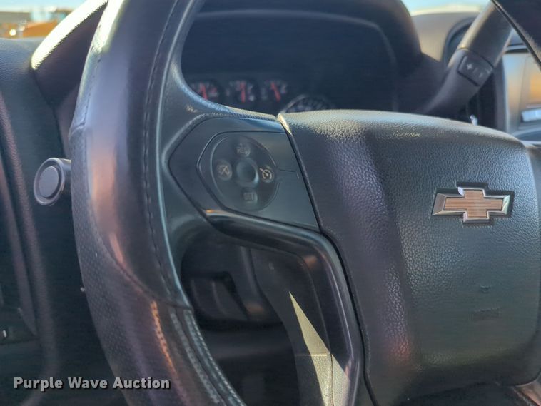 image for item ER4515 2016 Chevrolet Silverado 3500HD utility bed pickup truck