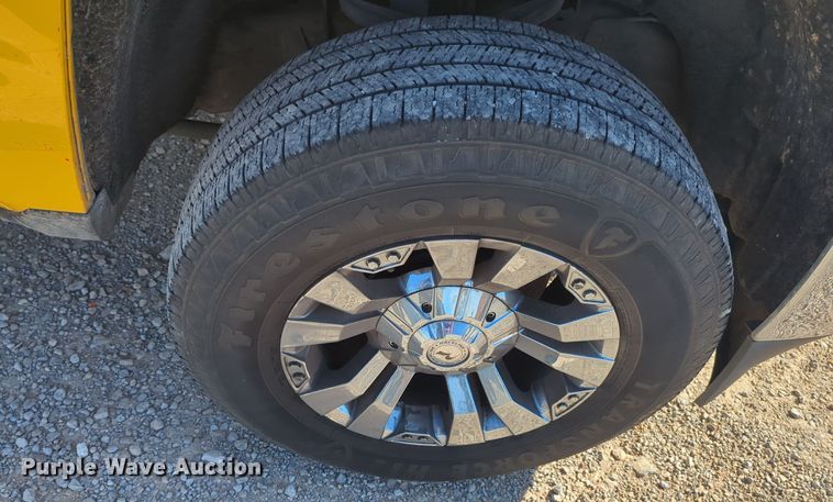 image for item ER4515 2016 Chevrolet Silverado 3500HD utility bed pickup truck