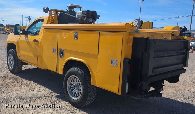 image for item ER4518 2016 Chevrolet Silverado 3500HD utility bed pickup truck