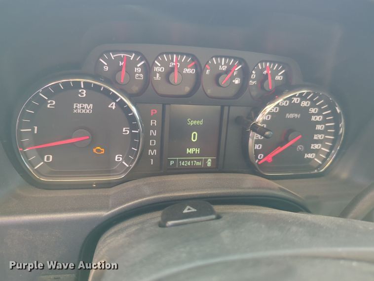 image for item ER4518 2016 Chevrolet Silverado 3500HD utility bed pickup truck