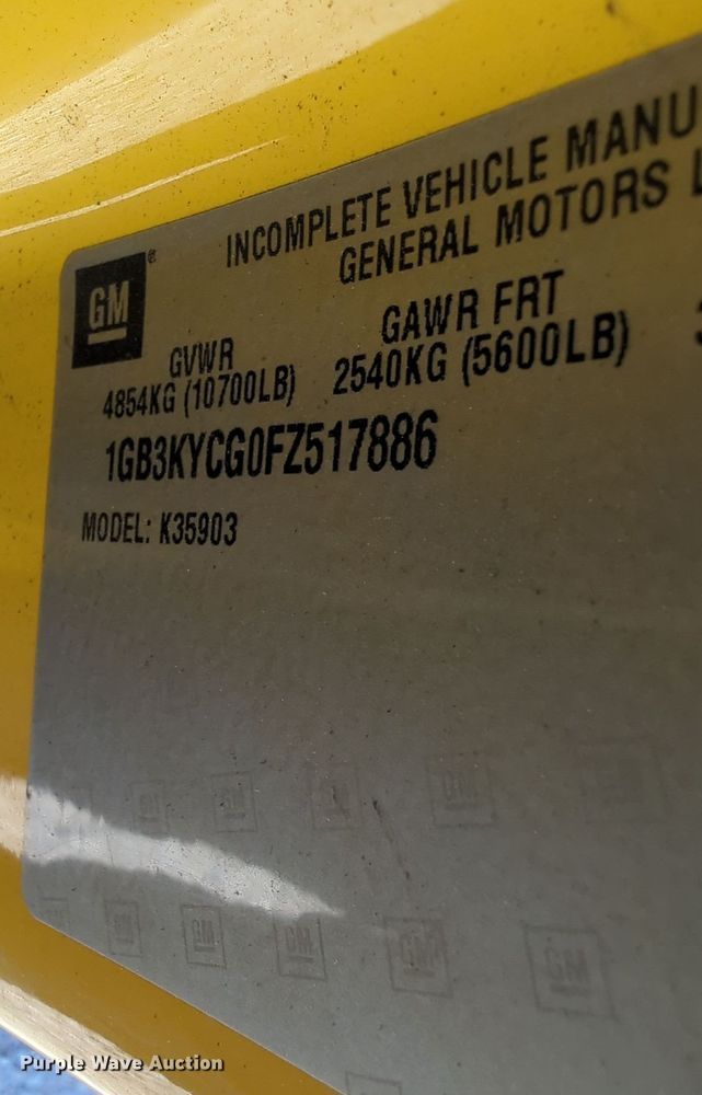 image for item ER4520 2015 Chevrolet Silverado 3500HD utility bed pickup truck