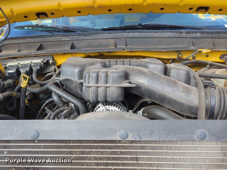 image for item ER4524 2016 Ford F350 Super Duty utility bed pickup truck