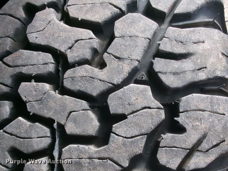 image for item ER4524 2016 Ford F350 Super Duty utility bed pickup truck