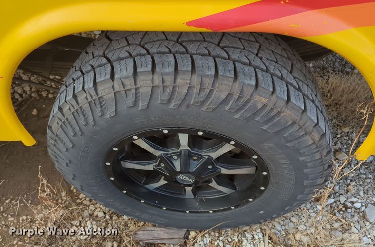 image for item ER4525 2018 Ford F350 Super Duty utility bed pickup truck