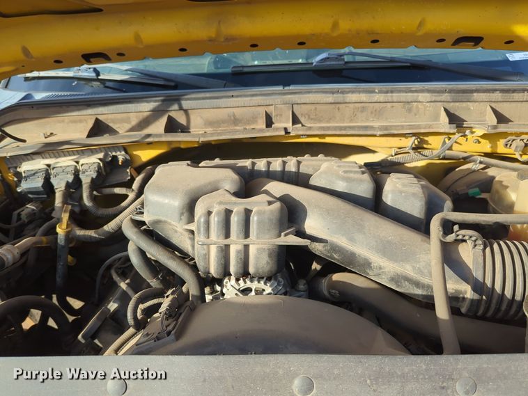 image for item ER4528 2016 Ford F350 Super Duty utility bed pickup truck