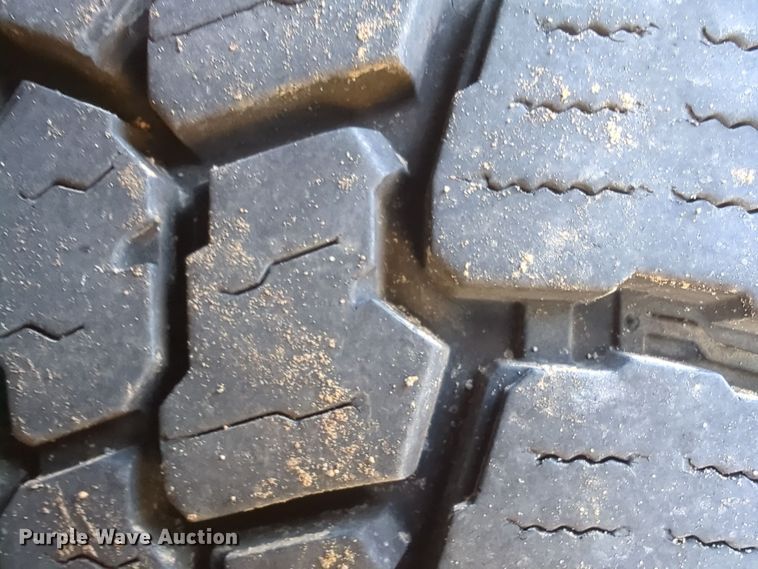 image for item ER4528 2016 Ford F350 Super Duty utility bed pickup truck