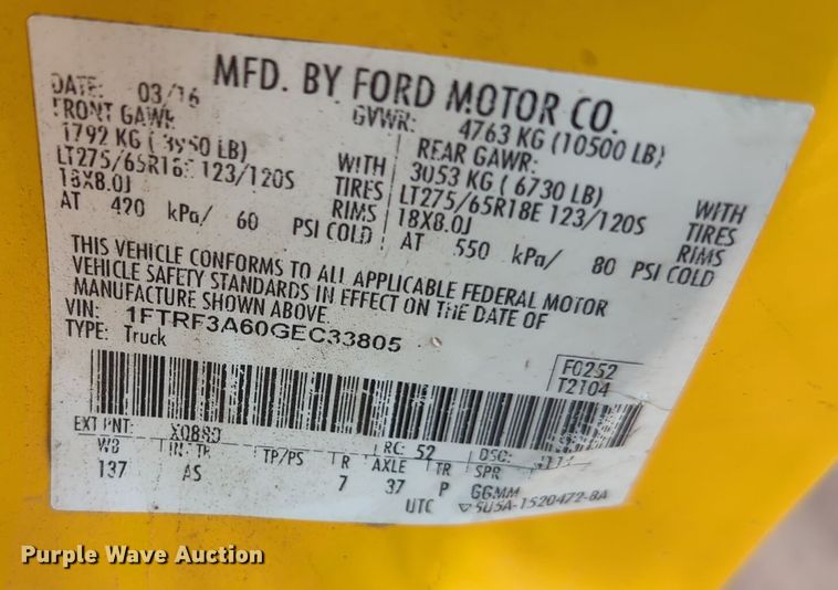 image for item ER4528 2016 Ford F350 Super Duty utility bed pickup truck