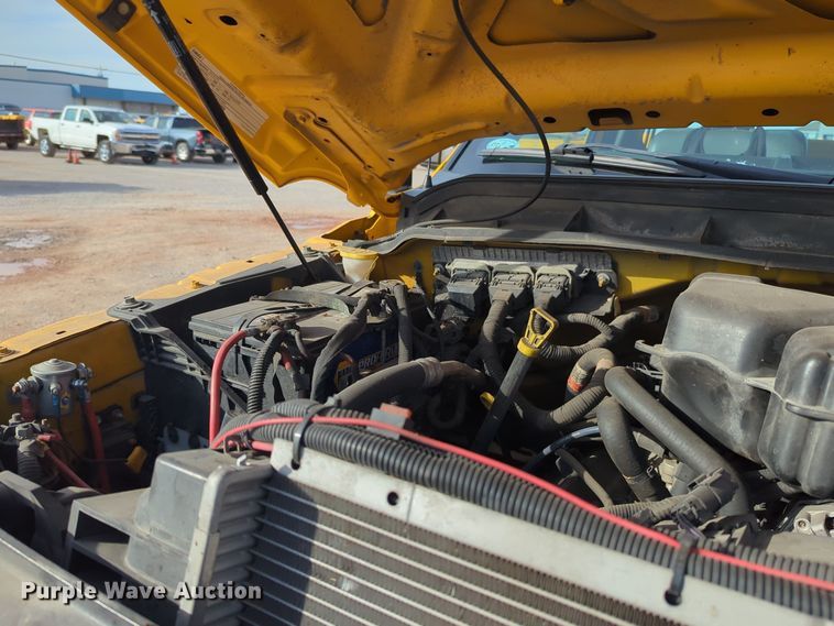 image for item ER4534 2015 Ford F350 Super Duty utility bed pickup truck