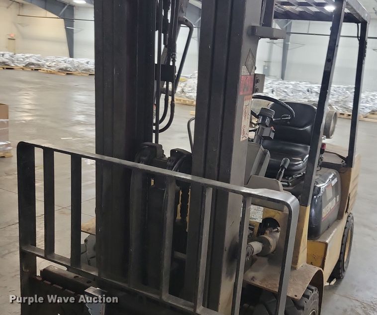 image for item JO9347 Caterpillar 60 forklift