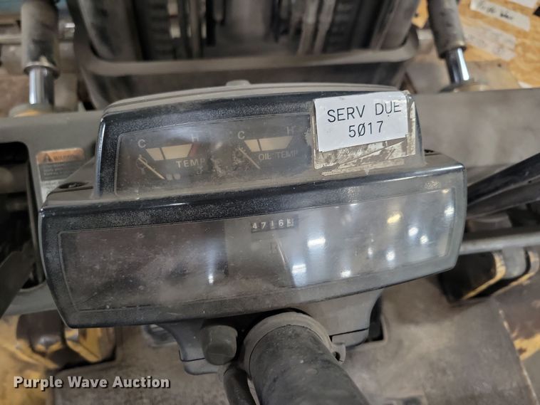 image for item JO9347 Caterpillar 60 forklift