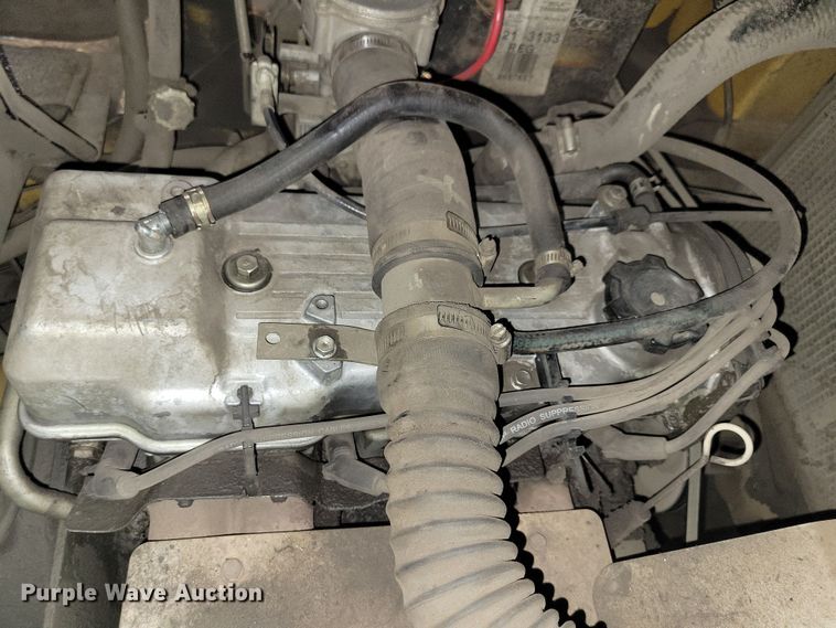 image for item JO9347 Caterpillar 60 forklift