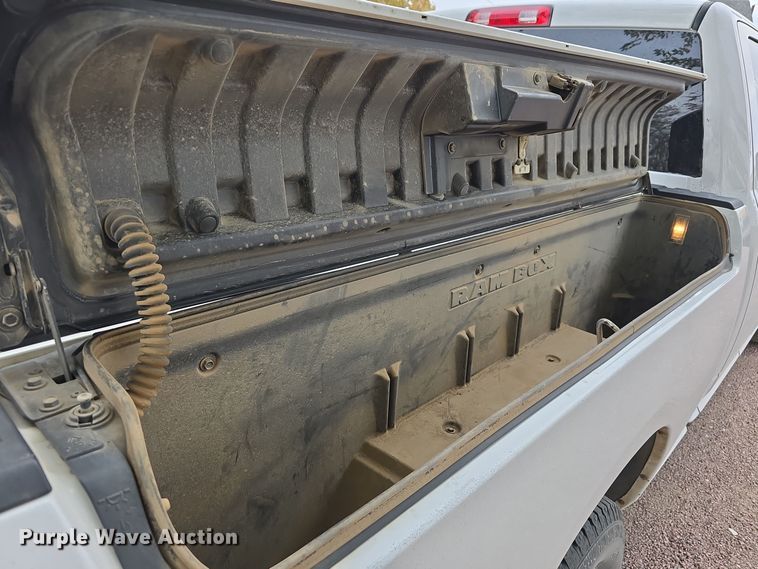 image for item LW9957 2014 Dodge Ram 1500 Quad Cab pickup truck